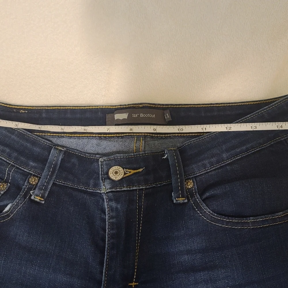 Levi's 518 Bootcut Jeans-Dark Wash Size 11 - Picture 6 of 11